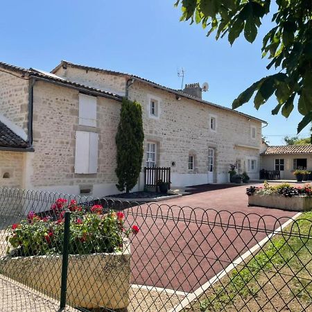 Chambres D'Hotes Du Puy D'Anche Sauzé-Vaussais 外观 照片