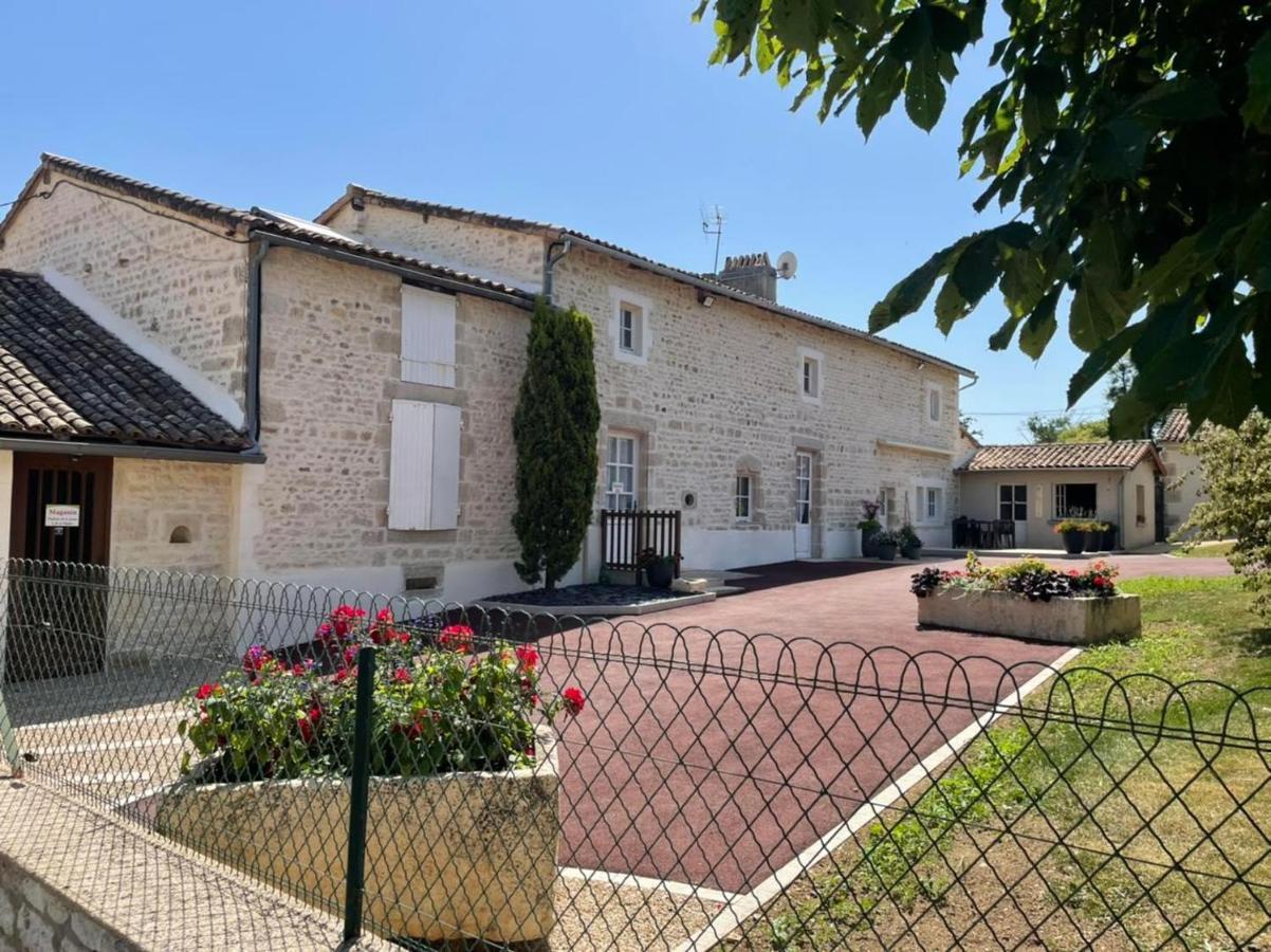 Chambres D'Hotes Du Puy D'Anche Sauzé-Vaussais 外观 照片