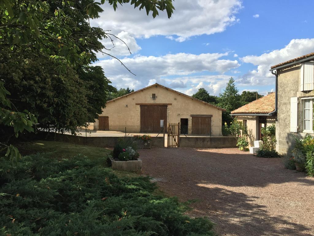 Chambres D'Hotes Du Puy D'Anche Sauzé-Vaussais 外观 照片